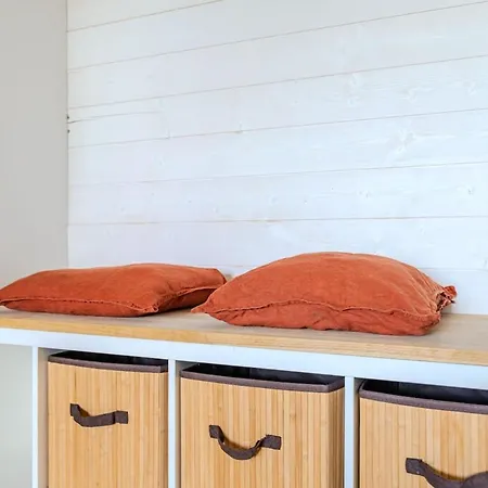 For 4 Pers - 15 Min From Airport & Center - Balcony - Pv Parking